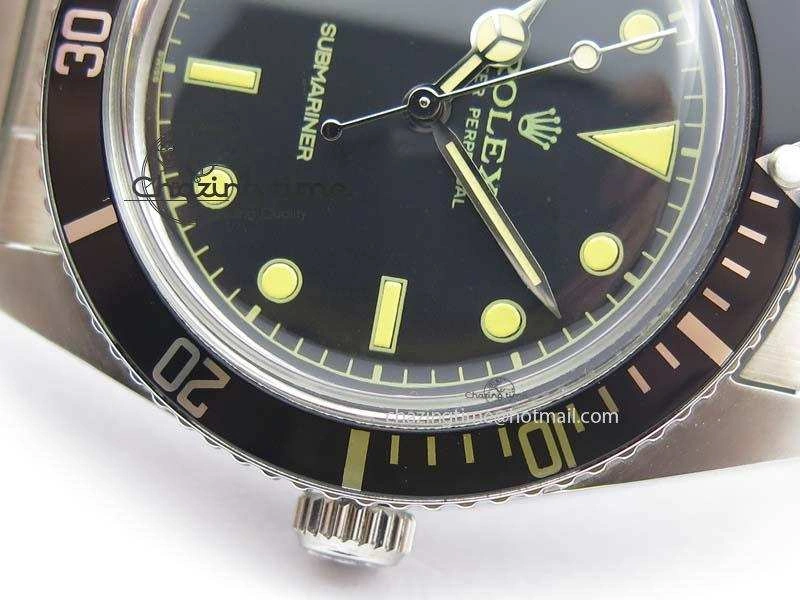 Vintage 1680 Submariner No Date SS Black Dial On SS Bracelet A FashionForward 3853
