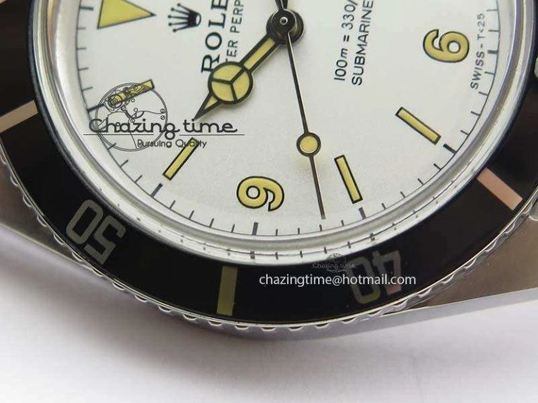 Practical Vintage 1680 Submariner No Date SS White Dial On SS Bracelet A 3855