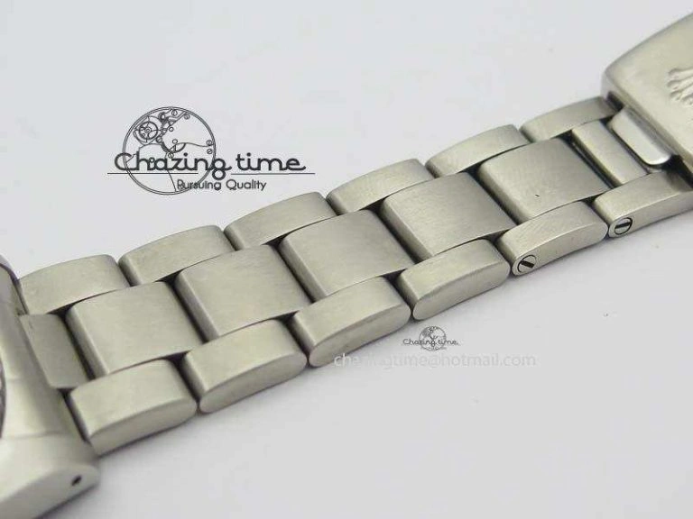 Practical Vintage 1680 Submariner No Date SS White Dial On SS Bracelet A 3855