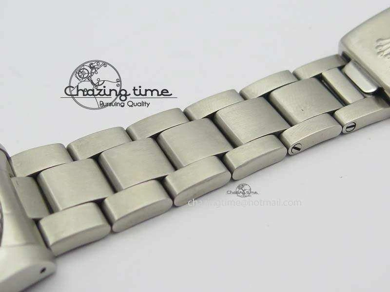 Practical Vintage 1680 Submariner No Date SS White Dial On SS Bracelet A 3855