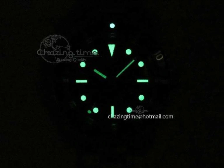 Vintage Oyster Submariner No Date SS Black Dial On SS Bracelet A Practical 3851