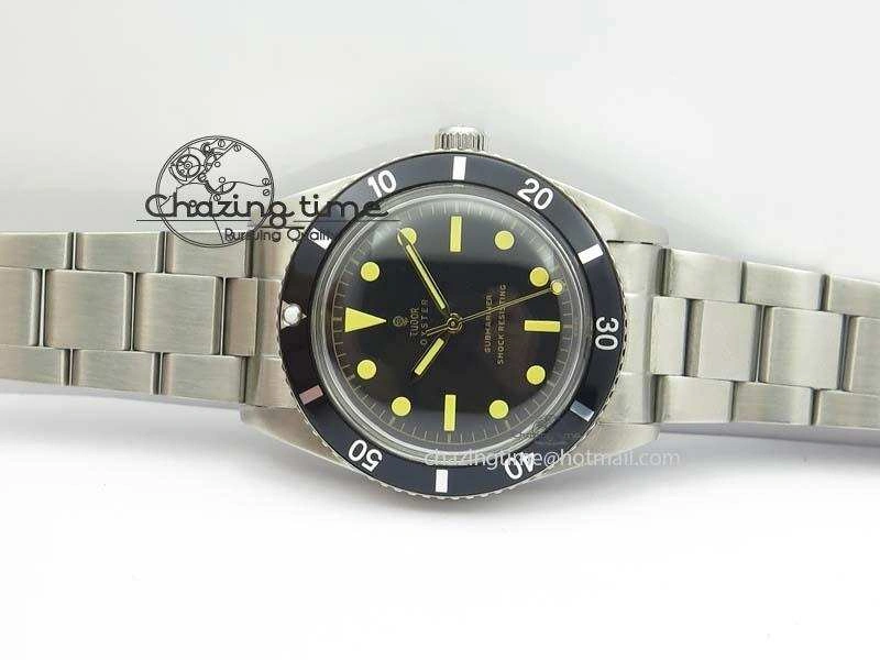 Vintage Oyster Submariner No Date SS Black Dial On SS Bracelet A Practical 3851