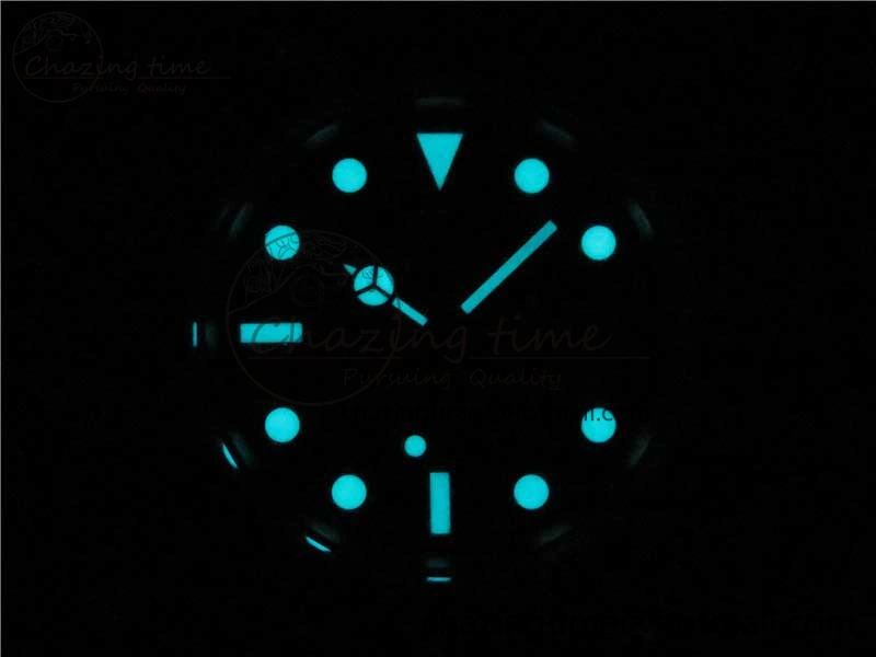Yacht-Master 40 116695SATS Bp Maker Best Edition Black Dial on Rubber Strap SA ZipUp 3001